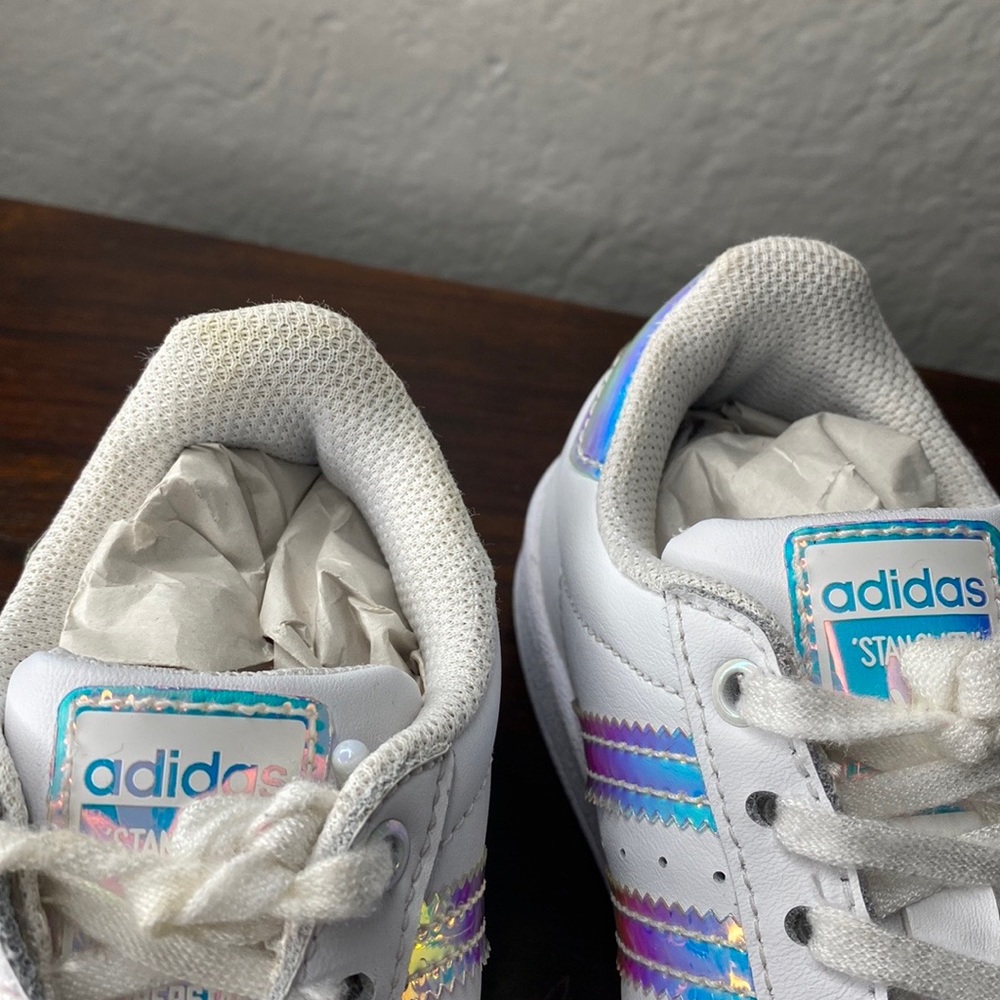 ADIDAS SUPERSTAR SHOES WITH SHINY IRIDESCENT DETAILS. SIZE 11K - Picture 8 of 8